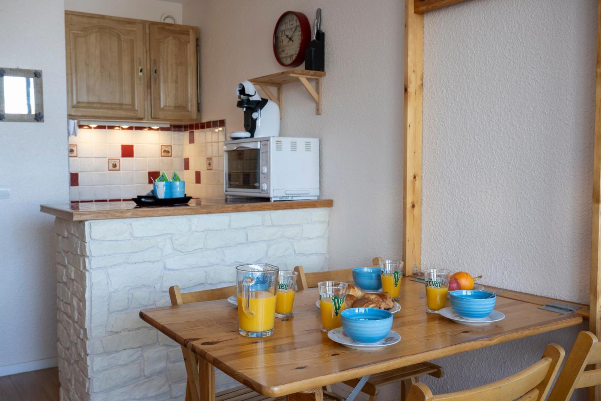 Doux Crepuscule - Au Bord Des Pistes - Parking Apartment Enchastrayes ภายนอก รูปภาพ