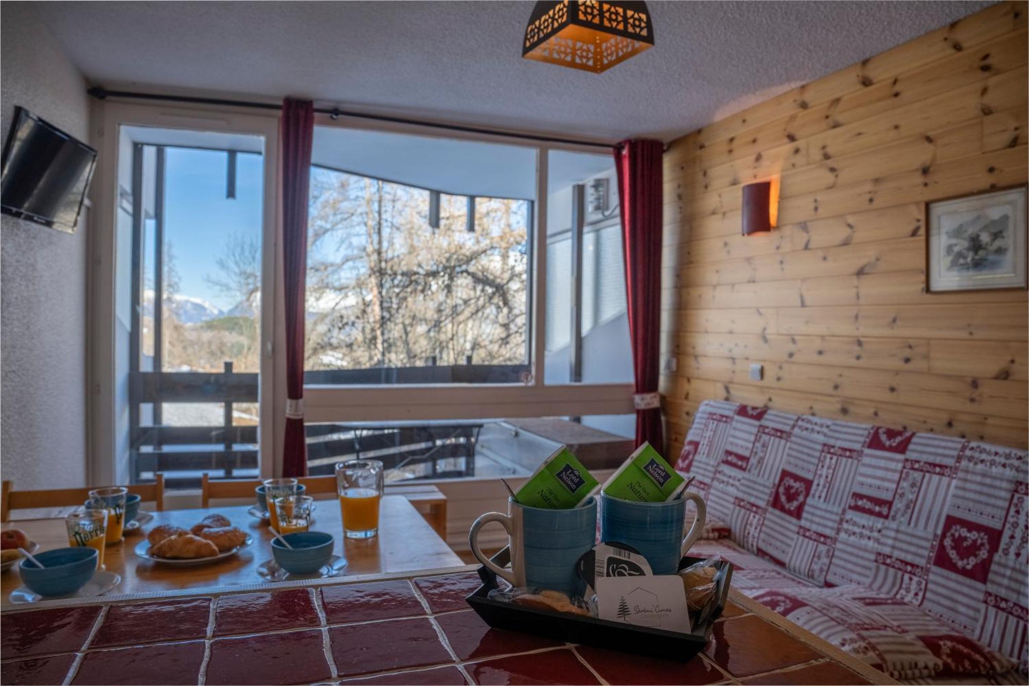 Doux Crepuscule - Au Bord Des Pistes - Parking Apartment Enchastrayes ภายนอก รูปภาพ