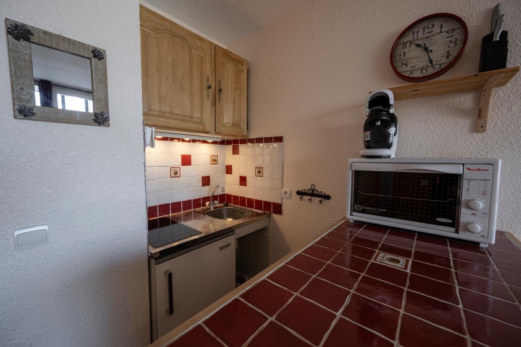 Doux Crepuscule - Au Bord Des Pistes - Parking Apartment Enchastrayes ภายนอก รูปภาพ